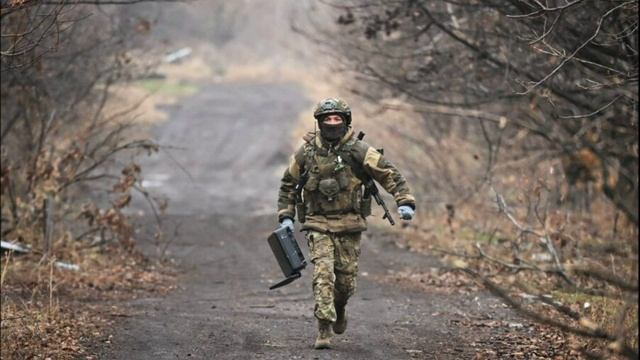 Политолог предложил три шага для урегулирования конфликта на Украине