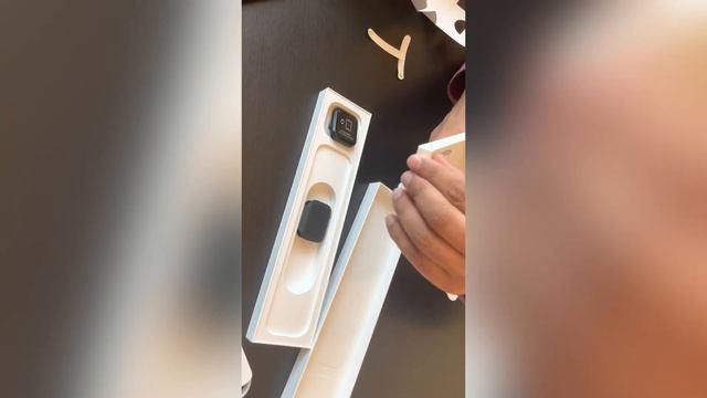 Apple Watch series 7 45mm unboxing