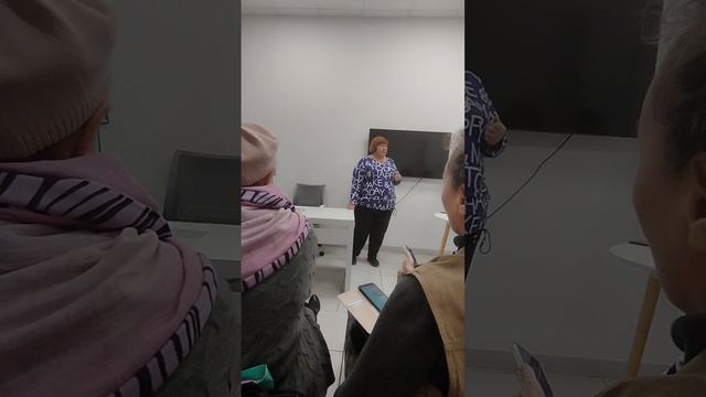 Красота и здоровье волос.
Врач высшей категории дерматолог-венеролог
Салий Елена Владимировна