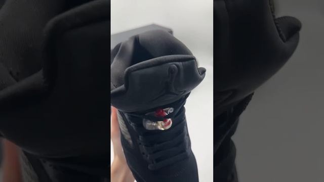 Кроссовки женские Nike Air Jordan 5 Retro чёрные