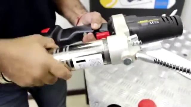 BOZZA | Vídeo de Aplicação da Bomba Elétrica para Graxa 7029-PREMIUM
