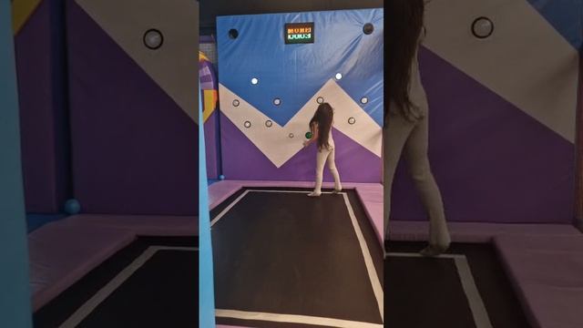 1000002404.mp4