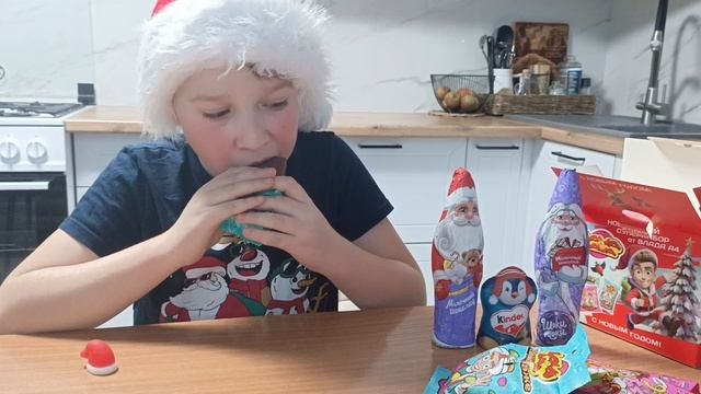 Новогодняя распаковка вкусняшек.