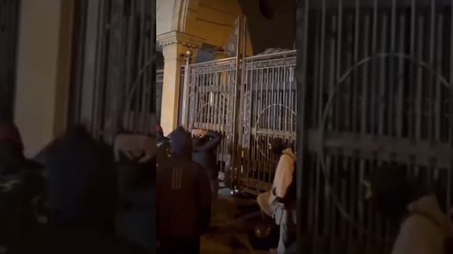 Когда  не одел кастрюлю на голову и начал шатать режим. Грузия, Тбилиси