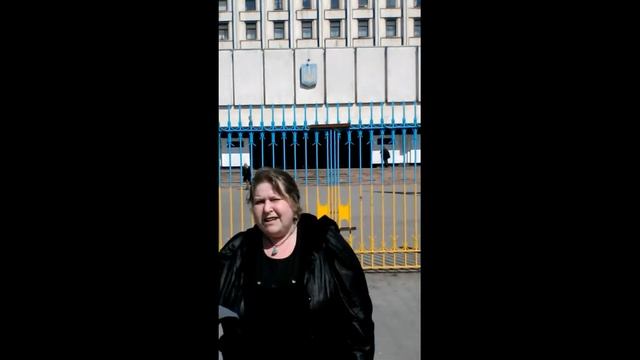 Екатерина Мальдон читает стихи Стомахинв