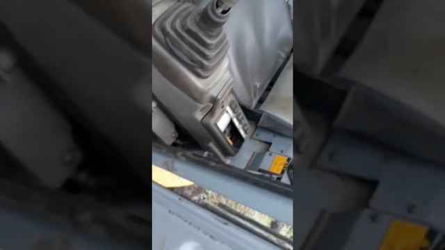 Ежедневная проверка и запуск эксковатора Hitachi EX75UR)))