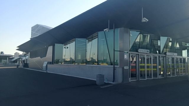 Набережная возле метро "Зенит". СПб. Июнь 2022 г.