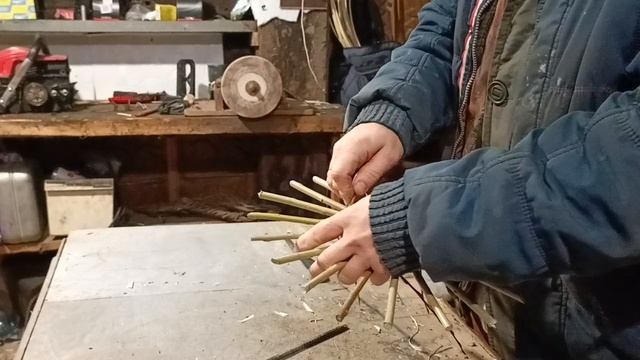плетение 5к круглой корзины часть первая плетение донышка корзины.