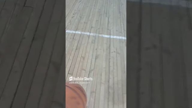 Дали мячик - фигач