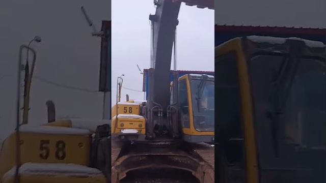 Экскаватор гусеничный VOLVO EC 290 BLC