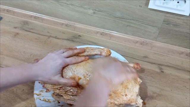 Гусь в духовке целиком с хрустящей корочкой пошаговый рецепт. Получается очень вкусный!