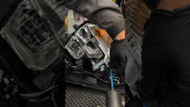 Kia Sportage 5
Установка Bi-led модулей