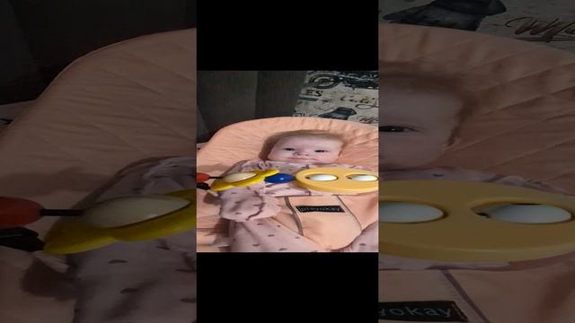 Алисе 4 месяца.mp4