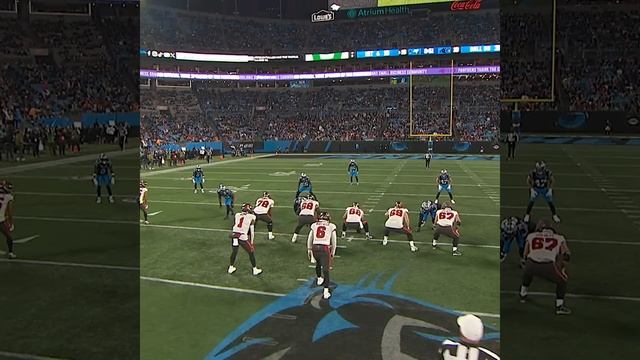 Chau Smith-Wade intercepts the Baker Mayfield pass vs. Tampa Bay Buccaneers