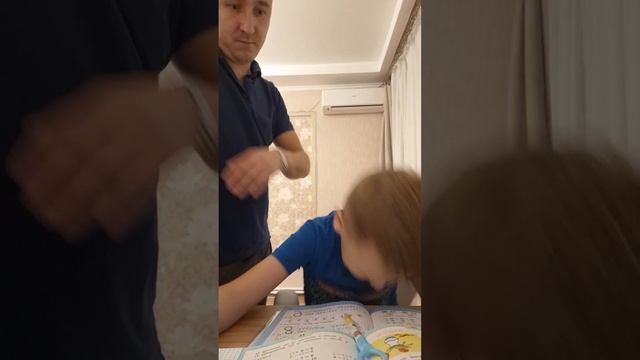 хочешь-не хочешь,а уроки делать надо.mp4