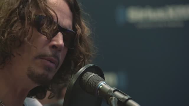 Chris Cornell 'Nothing Compares 2 U' Prince Cover Live @ SiriusXM -- Lithium