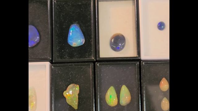 Мир драгоценных камней - мир любви.