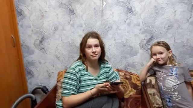 2 разных мультика и треш:/