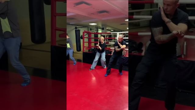 Lajolo итальянское мастерство ножа. Первая форма сложнокоординационных упражнений.