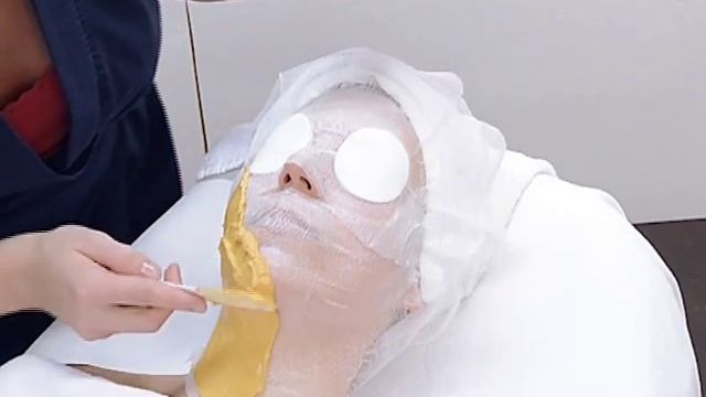 с применением альгенатной маски