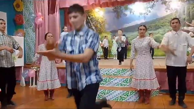 Ҡолсора йәштәре бейей