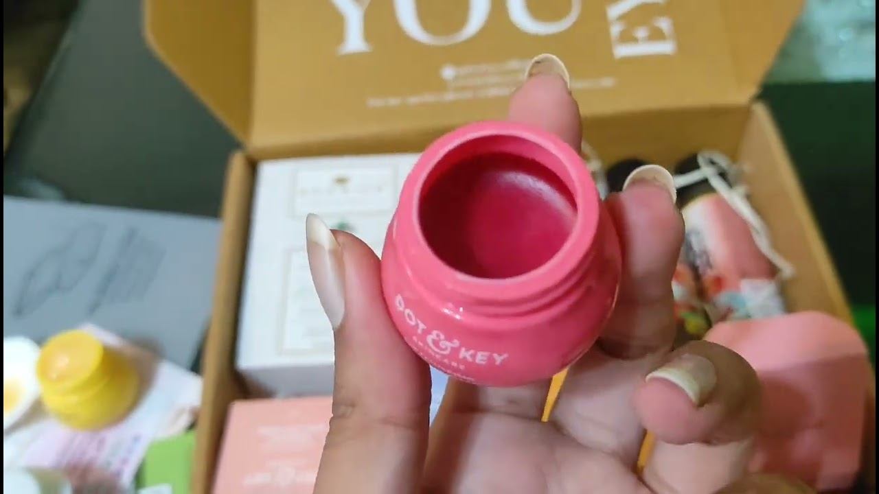 7 products worth 5000 for 399 || Trykiya unboxing || Dot and key skincare samples || trykiya review