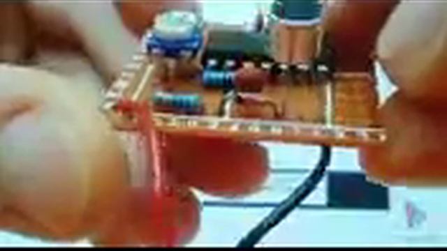 Prostoj_FM_radiomikrofon_na_K155LA3