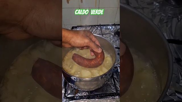 Caldo-verde à portuguesa ( portuguese Recipe no 1 )caldo verde com batata