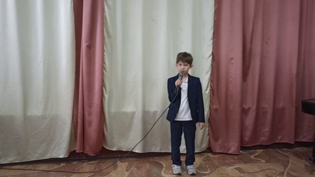 Пожидаев Денис-первым делом самолёты