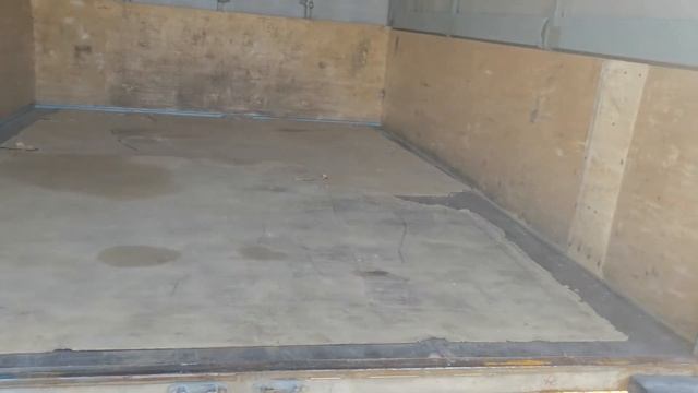 Автомобиль для перевозки мебели