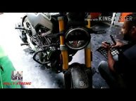 Installing duke radiator guard on Husqvarna Svartpilen 250 l Vitpilen 250 & removing grab rail