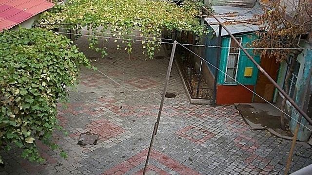 Дина Немировская
Астраханские старые дворики.