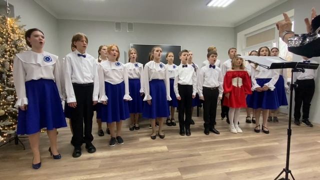 "С нами бог",  Образцовый Хор Глория