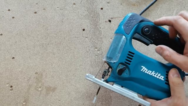 Лобзик Makita 4329 Лучший лобзик мебельщика