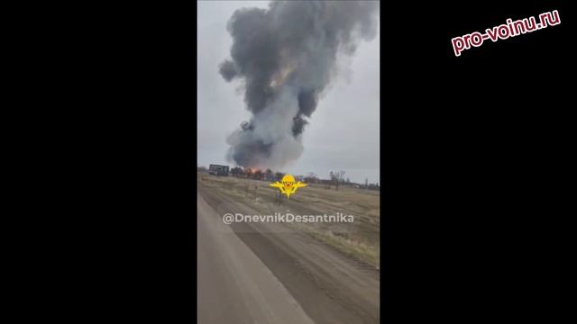 В районе Токмака вражеские ФПВ-дрон нанес удар по гражданской инфраструктуре.
Удар был нанесен по бе