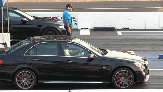 BMW m5 против AMG V8 Biturbo Mercedes - драг-рейсинг