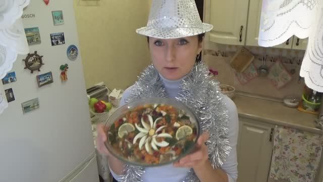 Студень из мяса на скорую руку к Новому Году Декабрь 2019 года.