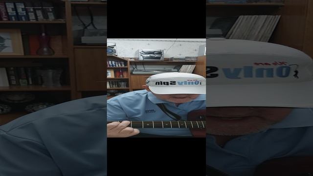 "Вальс влюблённых-" Мендельсон"- автор  слов  и  музыки  Александр  Власов.