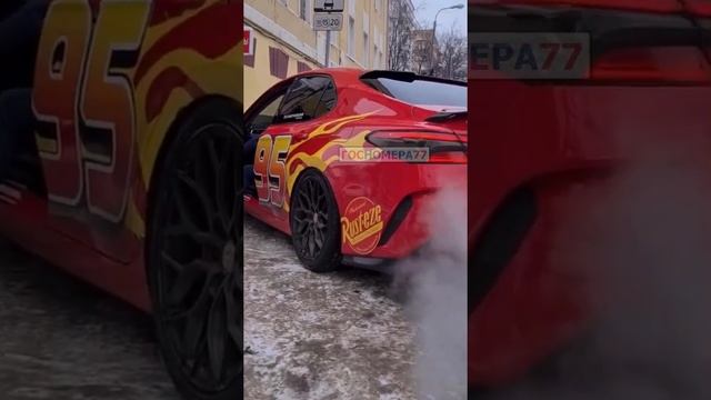 Дубликаты номеров жирным шрифтом на авто от компании ГОСНОМЕРА77