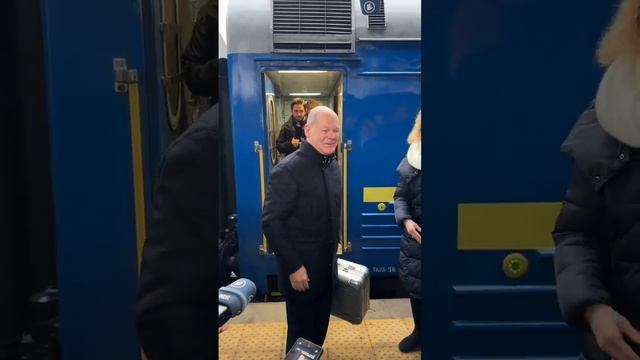 Канцлер Шольц впервые за 2,5 года прибыл в Киев для проведения переговоров Москвач