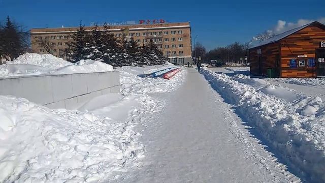 0959 г Орёл, площадь Ленина, 16 февраля 2021 года, снег, сугробы, каток, снежный городок, драмтеатр