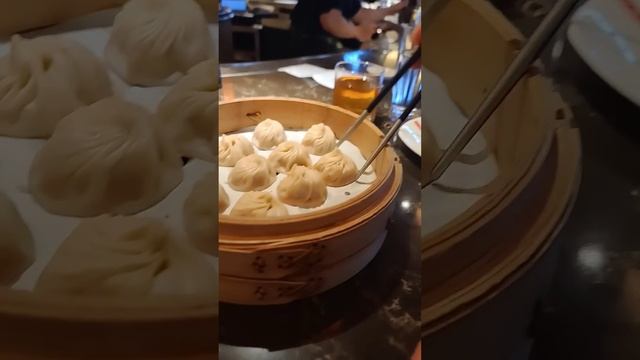 Pork soup dumplings at din tai fung