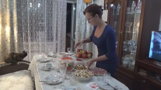 Домашнее видео. Праздничный стол с любовью и пирог постный с вареньем... 2020 год