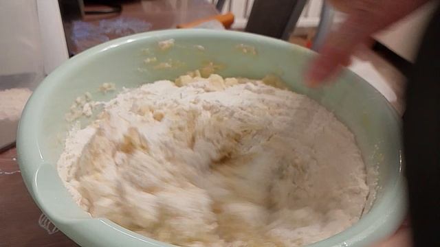 готовим вафли из картошки из мяса.mp4
