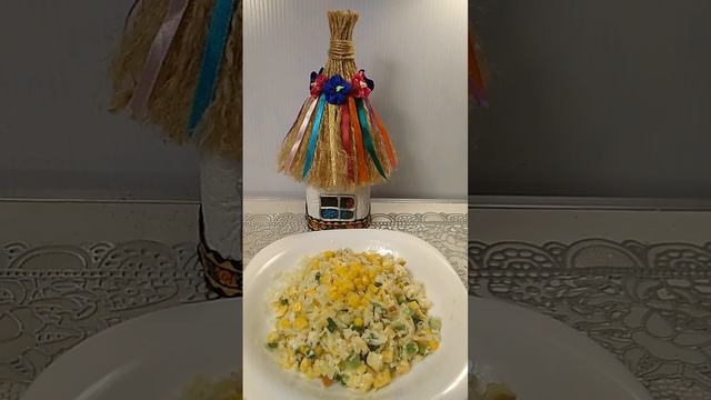Вкуснейший весенний салатик. Из свежих овощей