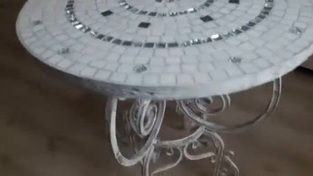 Красивые столики ручной работы из Краснодара.