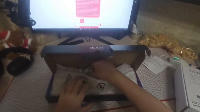 распаковка DEXP BLAZE