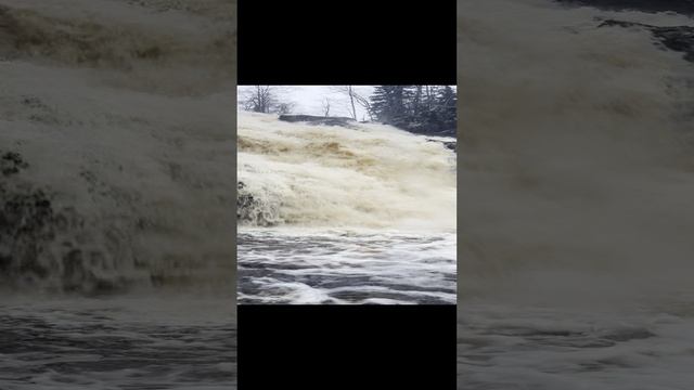 Водопад Юканкоски в Карелии