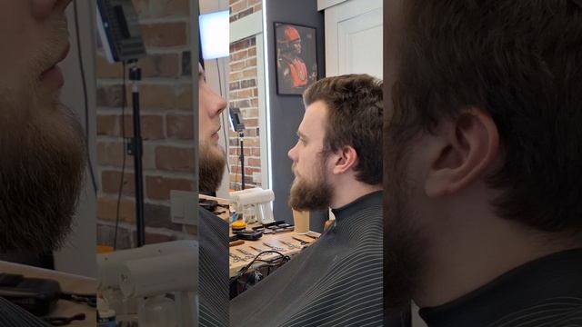 мужская стрижка оформление бороды и усов 
Unitstudio