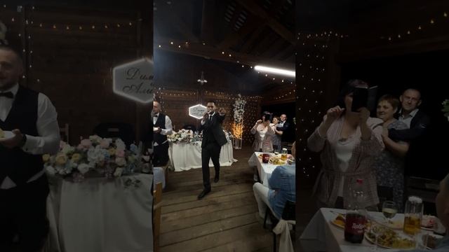 Продаю первый кусочек торта!